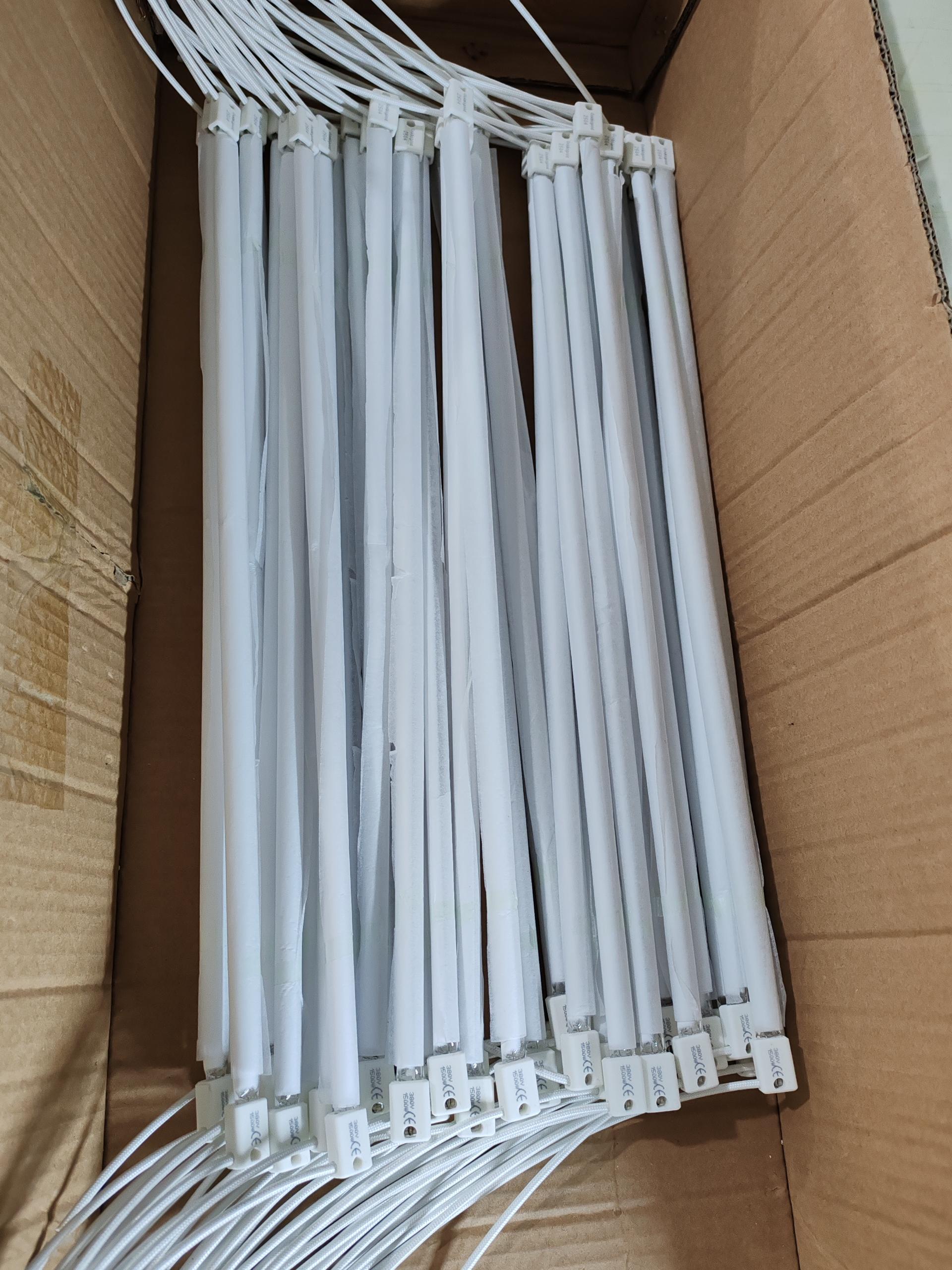 Żarówki wymienne do promiennika halogenowego 623mm 400V 2000W